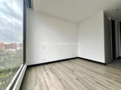 Apartamento de 3 alcobas en venta en Country Virrey, Bogotá, 237 m² · foto 11 de 18