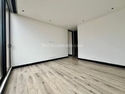 Apartamento de 3 alcobas en venta en Country Virrey, Bogotá, 237 m² · foto 13 de 18