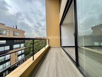 Apartamento de 3 alcobas en venta en Country Virrey, Bogotá, 237 m² · foto 4 de 18