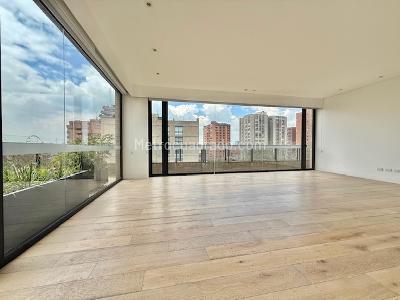 Apartamento de 4 alcobas en venta en La Cabrera, Bogotá, 345 m² · foto 14 de 18
