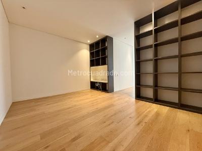 Apartamento de 4 alcobas en venta en La Cabrera, Bogotá, 345 m² · foto 10 de 18