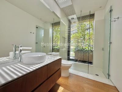 Apartamento de 2 alcobas en venta en Bellavista Rosales, Bogotá, 189 m² · foto 15 de 17