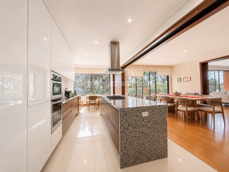 Apartamento en Arriendo, CERROS DE LOS ALPES, Bogotá D.C. - Więcej