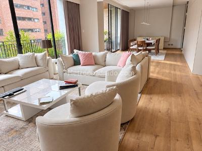 Apartamento de 3 alcobas en venta en La Cabrera, Bogotá, 271 m² · foto 4 de 12