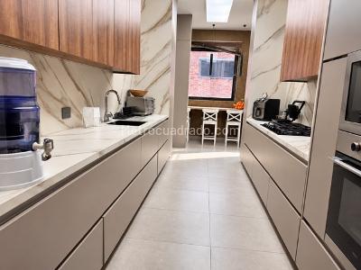 Apartamento de 3 alcobas en venta en La Cabrera, Bogotá, 271 m² · foto 6 de 12