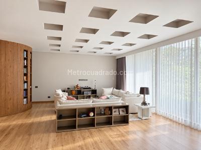 Apartamento de 3 alcobas en venta en La Cabrera, Bogotá, 271 m² · foto 2 de 12