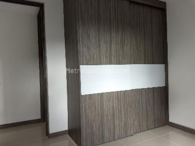 Apartamento de 2 alcobas en venta en Suramerica, Itagüí, 66 m² · foto 12 de 18