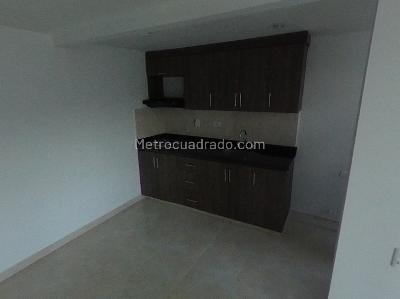 Apartamento de 3 alcobas en venta en Amazonia, Bello, 52 m² · foto 2 de 10