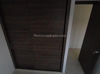 Apartamento de 3 alcobas en venta en Amazonia, Bello, 52 m² · foto 7 de 10