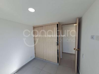Apartamento de 3 alcobas en venta en Amazonia, Bello, 52 m² · foto 6 de 15
