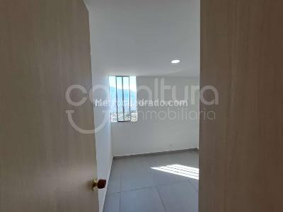 Apartamento de 3 alcobas en venta en Amazonia, Bello, 52 m² · foto 11 de 15