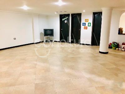 Casa de 5 alcobas en venta en La Doctora, Sabaneta, 340 m² · foto 4 de 6