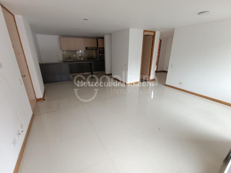2BR Apartment in Loma Del Escobero (125 m²) - 4
