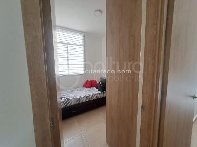 Apartamento de 2 alcobas en venta en Serramonte, Bello, 57 m² · foto 4 de 13