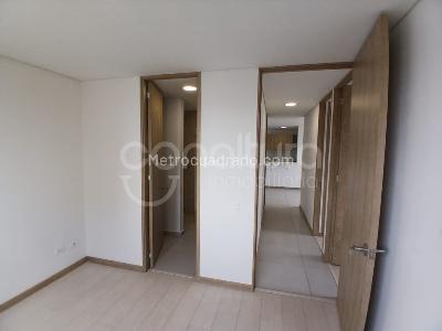 Apartamento de 3 alcobas en venta en Suramerica, Itagüí, 73 m² · foto 5 de 20