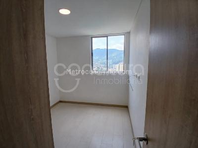 Apartamento de 3 alcobas en venta en Suramerica, Itagüí, 73 m² · foto 9 de 20