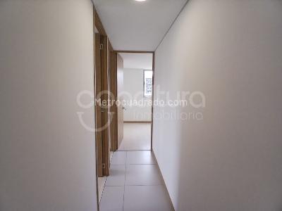 Apartamento de 3 alcobas en venta en Suramerica, Itagüí, 73 m² · foto 10 de 20