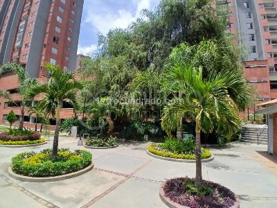 Apartamento de 3 alcobas en venta en Suramerica, Itagüí, 73 m² · foto 19 de 20