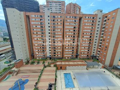 Apartamento de 3 alcobas en venta en Bello, Bello, 62 m² · foto 14 de 14