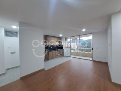 Apartamento de 1 alcoba en venta en Suramerica, Itagüí, 60 m² · foto 2 de 16