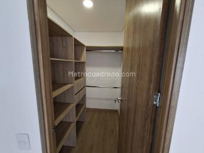 Apartamento de 2 alcobas en venta en Vereda San Jose, Sabaneta, 72 m² · foto 8 de 12