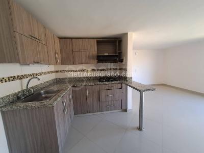 Apartamento de 2 alcobas en venta en Valadares, Bello, 72 m² · foto 4 de 16
