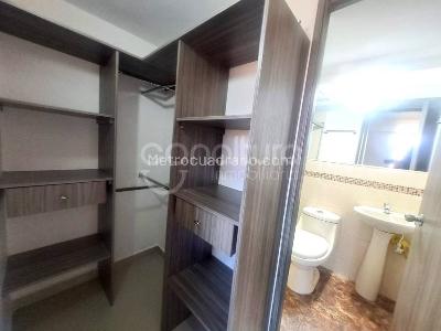 Apartamento de 2 alcobas en venta en Valadares, Bello, 72 m² · foto 9 de 16