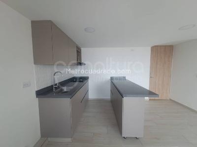 Apartamento de 2 alcobas en venta en Serramonte, Bello, 54 m² · foto 4 de 15