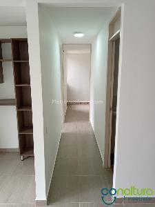 Apartamento de 2 alcobas en venta en Amazonia, Bello, 52 m² · foto 3 de 13