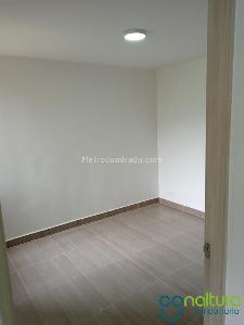 Apartamento de 2 alcobas en venta en Amazonia, Bello, 52 m² · foto 7 de 13