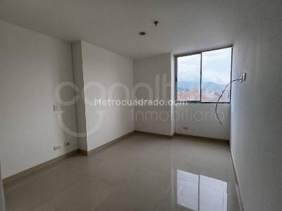 Apartamento de 2 alcobas en arriendo en Naranjal, Medellín, 77 m² · foto 6 de 14