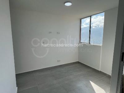 Apartamento de 2 alcobas en venta en Serramonte, Bello, 58 m² · foto 2 de 17