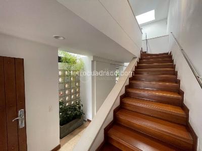 Casa de 3 alcobas en venta en Castropol, Medellín, 256 m² · foto 10 de 20