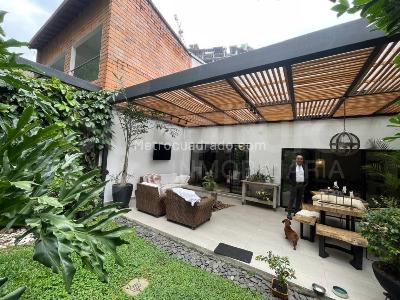 Casa de 3 alcobas en venta en Castropol, Medellín, 256 m² · foto 13 de 20