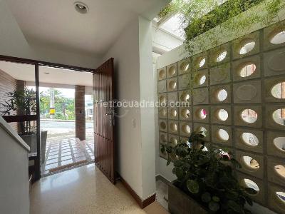 Casa de 3 alcobas en venta en Castropol, Medellín, 256 m² · foto 14 de 20