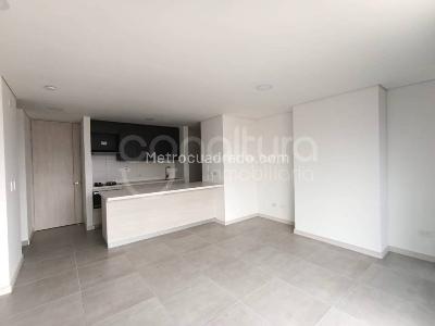 Apartamento de 3 alcobas en venta en Los Colores, Medellín, 89 m² · foto 2 de 18