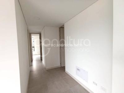 Apartamento de 3 alcobas en venta en Los Colores, Medellín, 89 m² · foto 6 de 18