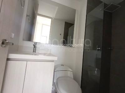 Apartamento de 3 alcobas en venta en Los Colores, Medellín, 89 m² · foto 9 de 18