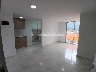 Apartamento en venta en San Antonio De Prado, Medellín · foto 2 de 15