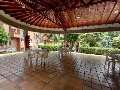 Apartamento en venta en Milla De Oro, Medellín · foto 14 de 18