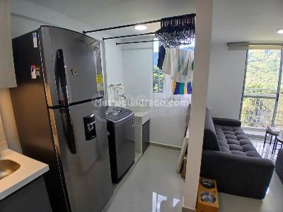 Apartamento en venta en San Antonio De Prado, Medellín · foto 2 de 13