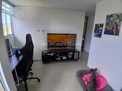 Apartamento en venta en San Antonio De Prado, Medellín · foto 5 de 13