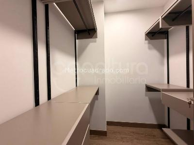 Apartamento de 2 alcobas en venta en Los Balsos, Medellín, 94 m² · foto 12 de 15