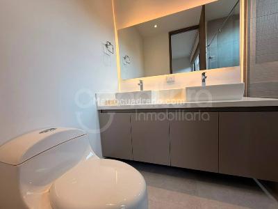 Apartamento de 2 alcobas en venta en Los Balsos, Medellín, 94 m² · foto 14 de 15