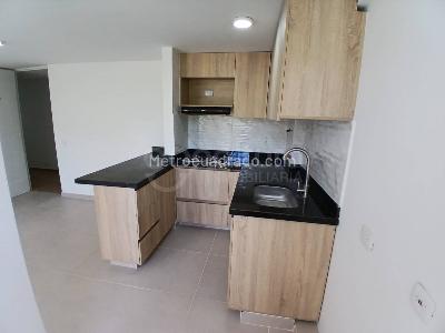 Apartamento en venta en San Antonio De Prado, Medellín · foto 2 de 13
