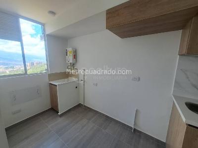 Apartamento de 2 alcobas en venta en Serramonte, Bello, 63 m² · foto 12 de 13