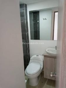 Apartamento de 2 alcobas en venta en Amazonia, Bello, 52 m² · foto 6 de 9