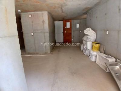 Apartamento de 2 alcobas en venta en La Navarra, Bello, 55 m² · foto 5 de 12