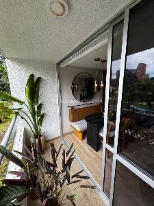 Apartamento de 2 alcobas en venta en San Jose, Sabaneta, 64 m² · foto 7 de 15