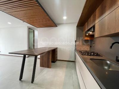 Apartamento en arriendo en Las Palmas, Medellín · foto 2 de 17